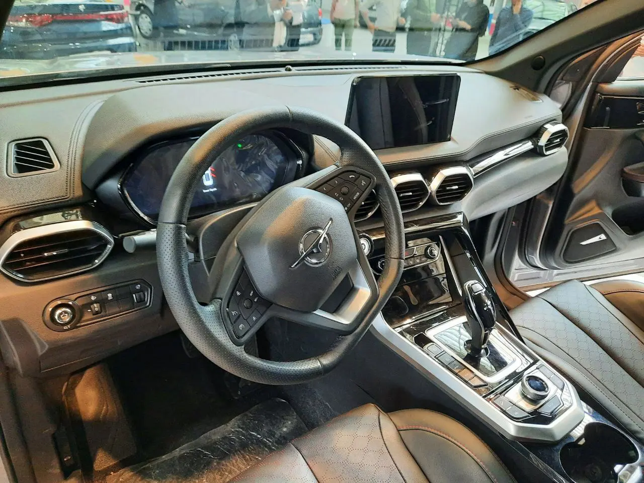 رقیب جدید خودروهای لوکس چینی در راه بازار + تصاویر 2