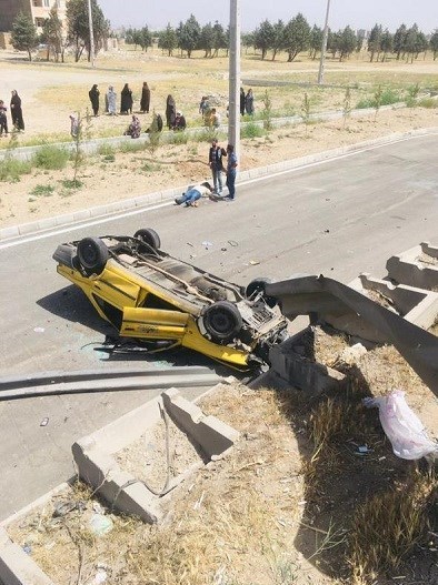 واژگونی_تاکسی (2)