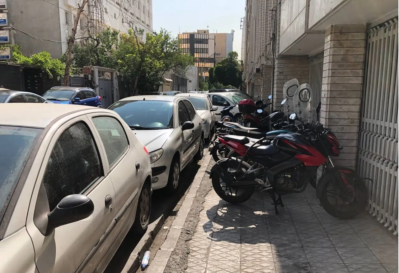 photo_5803278270857329598_y