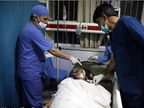 حمله-به-مدرسه-دخترانه4