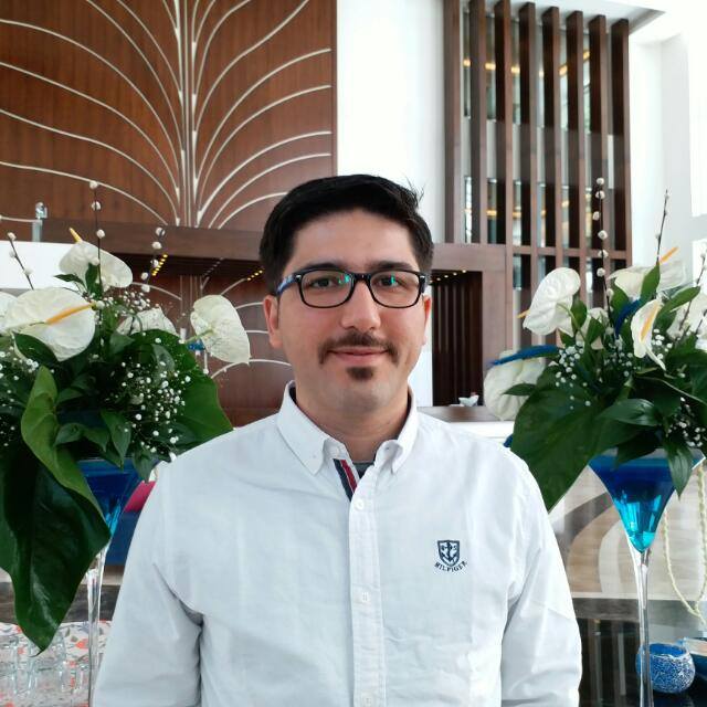 دانیال_گشایشی