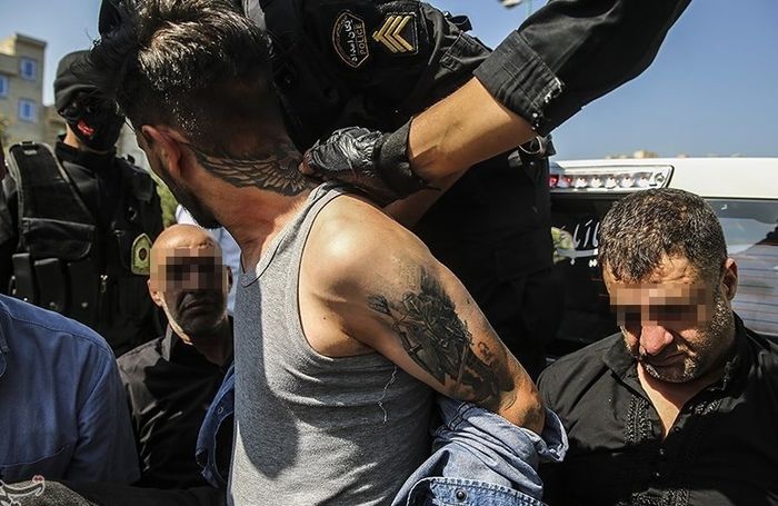 اراذل و اوباش به دنیای دیجیتال پا گذاشتن