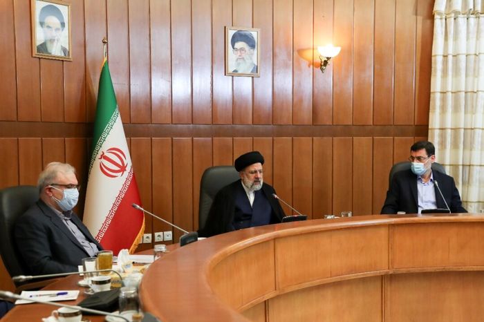 نظر رئیسی درباره خرید واکسن خارجی