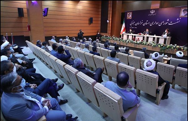 سرمایه گذاری شرکت های بزرگ مانند شستا و ایمیدرو