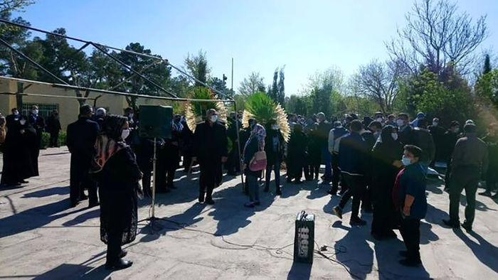 برگزاری مراسم خاکسپاری آزاده نامداری + فیلم و تصاویر