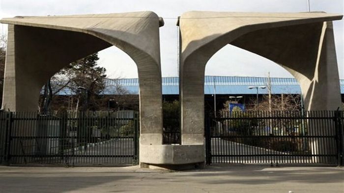 هیچ استادی اخراج نشده است، مدعیان اسم دهند تا بررسی شود