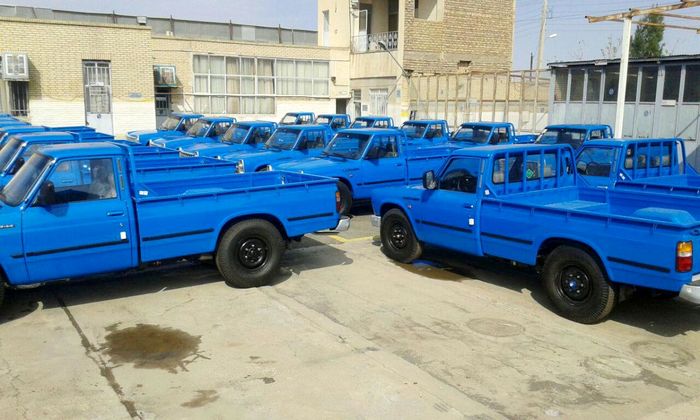 خبر مهم برای مددجویان تحت پوشش بنیاد منزلت / ۴۷۰ خودرو واگذاری شد