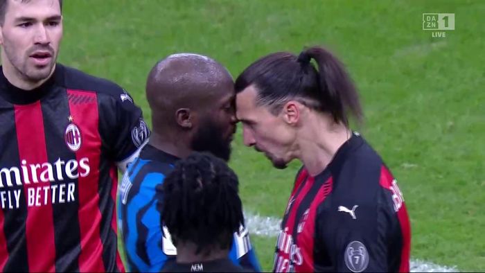 زلاتان خطاب به لوکاکو: برو پیش مادرت، الاغ کوچولو!